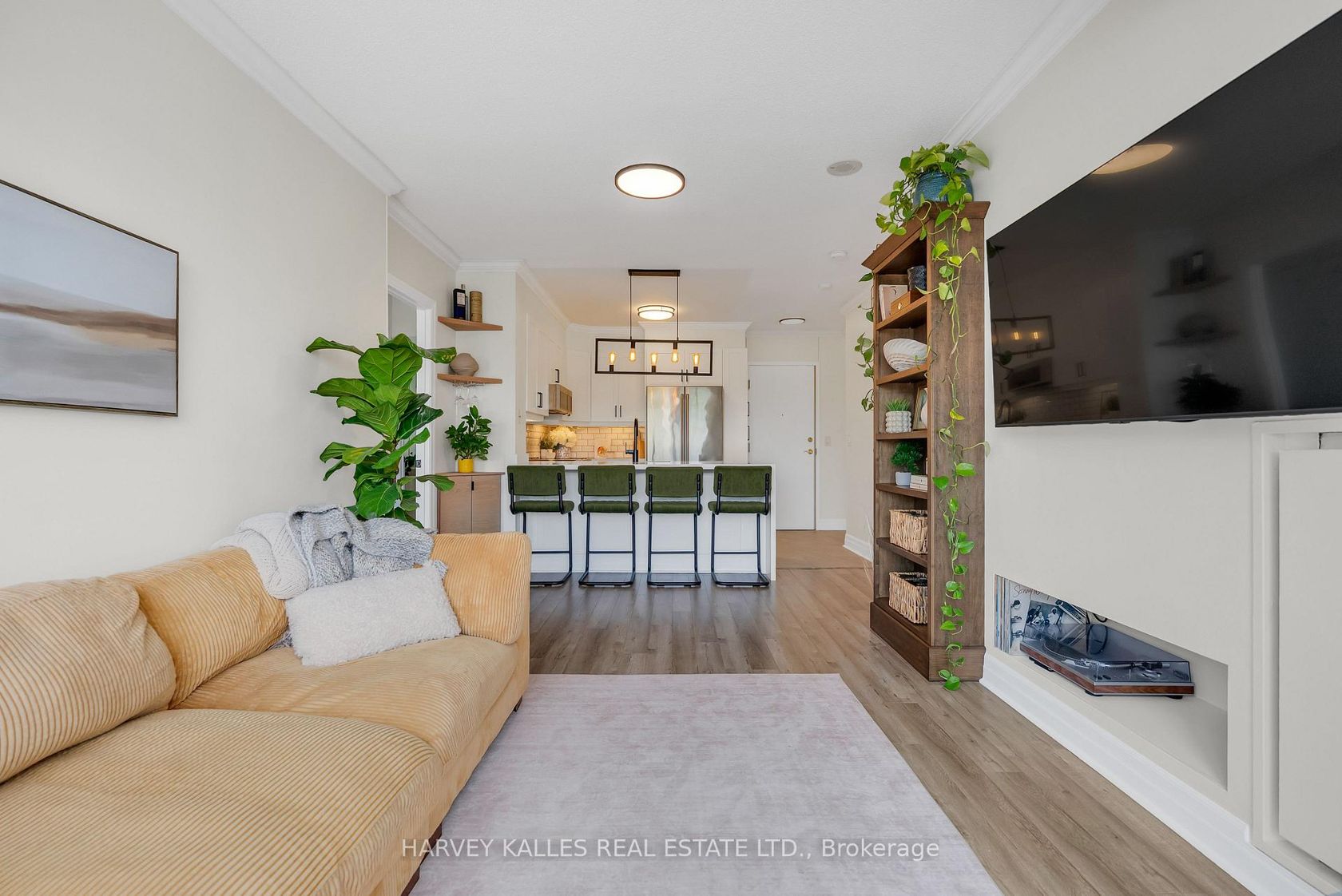 505 - 1801 Bayview Avenue, Leaside, Toronto photo number 2