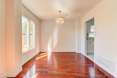 Photo 8 at 33 kitsilano Crescent, North Richvale, Richmond Hill