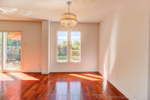 Photo 10 at 33 kitsilano Crescent, North Richvale, Richmond Hill