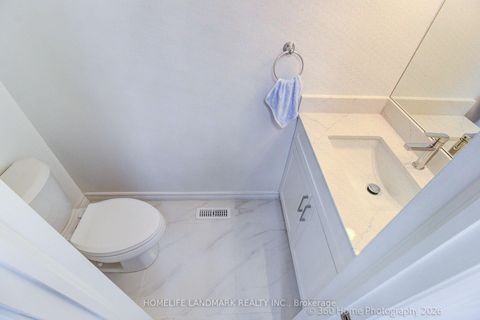 Photo 19 at 33 kitsilano Crescent, North Richvale, Richmond Hill