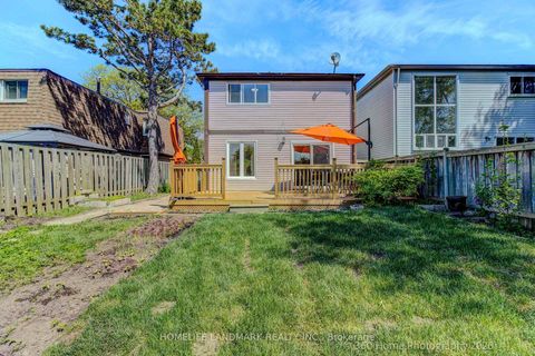 Photo 26 at 33 kitsilano Crescent, North Richvale, Richmond Hill