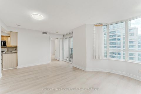 Photo 8 at 2118 - 15 Northtown Way, Willowdale East, Toronto