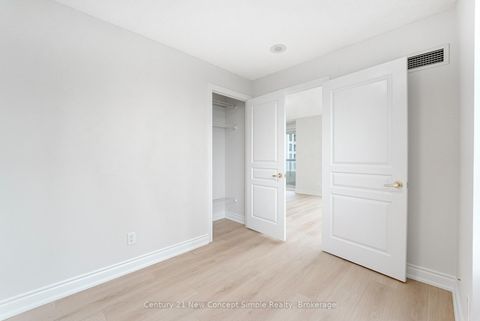 Photo 14 at 2118 - 15 Northtown Way, Willowdale East, Toronto
