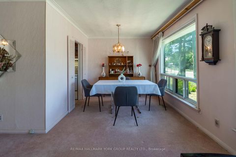 Photo 8 at 51 Eringate Drive, West Deane, Toronto