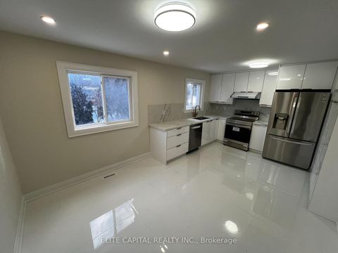 Photo 4 at 7 Ursa Star Way, Henry Farm, Toronto