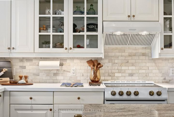 Photo 13 at 289 Beech Avenue, The Beaches, Toronto