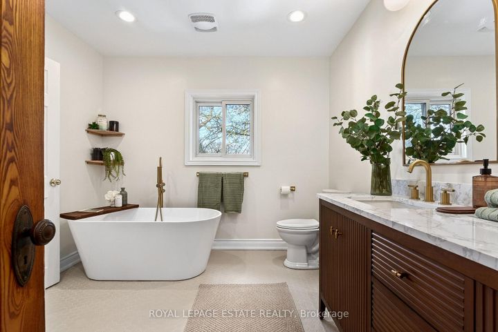 Photo 21 at 289 Beech Avenue, The Beaches, Toronto