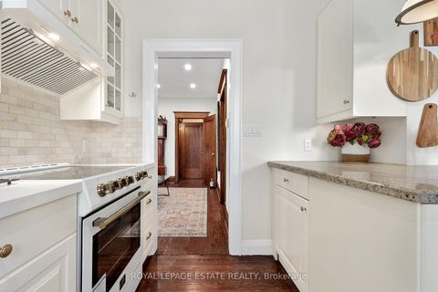 Photo 17 at 289 Beech Avenue, The Beaches, Toronto