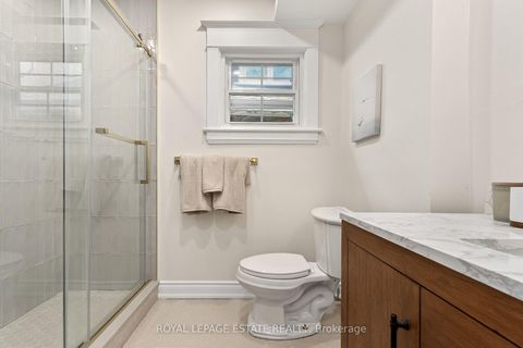 Photo 27 at 289 Beech Avenue, The Beaches, Toronto
