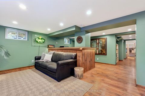 Photo 38 at 289 Beech Avenue, The Beaches, Toronto