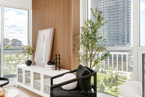 Photo 18 at 703 - 115 MCMAHON Drive, Bayview Village, Toronto