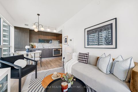 Photo 22 at 703 - 115 MCMAHON Drive, Bayview Village, Toronto