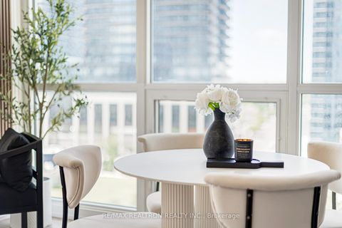 Photo 26 at 703 - 115 MCMAHON Drive, Bayview Village, Toronto