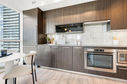Photo 27 at 703 - 115 MCMAHON Drive, Bayview Village, Toronto