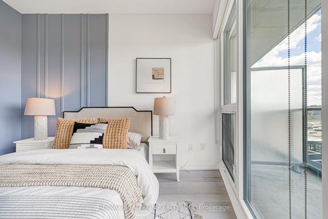 Photo 34 at 703 - 115 MCMAHON Drive, Bayview Village, Toronto