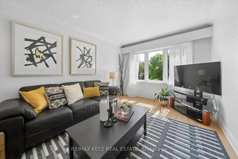 Photo 3 at 18 Jodphur Avenue, Pelmo Park W5, Toronto
