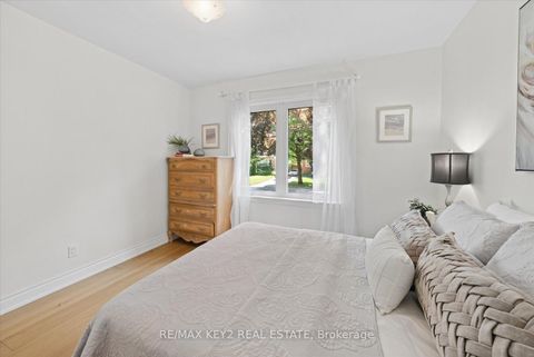 Photo 14 at 18 Jodphur Avenue, Pelmo Park W5, Toronto