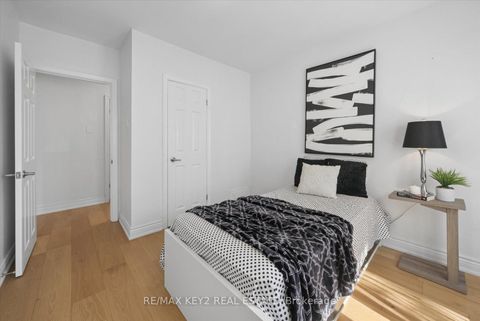 Photo 16 at 18 Jodphur Avenue, Pelmo Park W5, Toronto