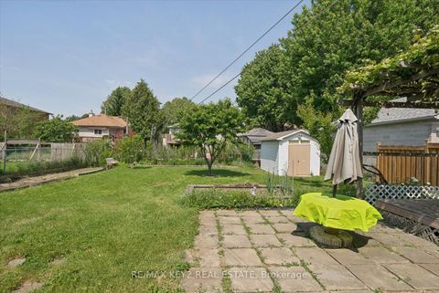 Photo 33 at 18 Jodphur Avenue, Pelmo Park W5, Toronto
