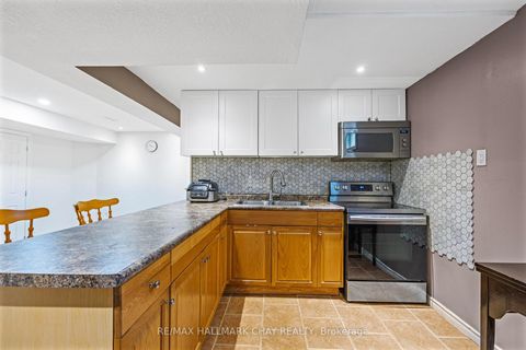 Photo 20 at 66 Penvill Trail, Ardagh, Barrie