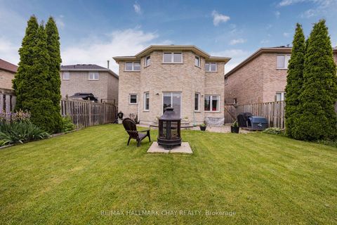 Photo 27 at 66 Penvill Trail, Ardagh, Barrie