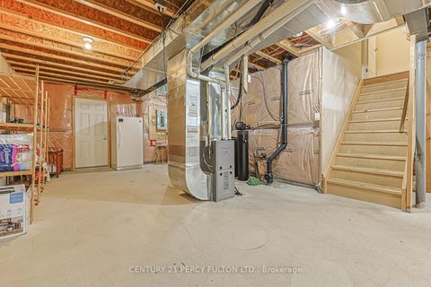 Photo 41 at 42 Arthur Case Crescent, Mt Albert, East Gwillimbury