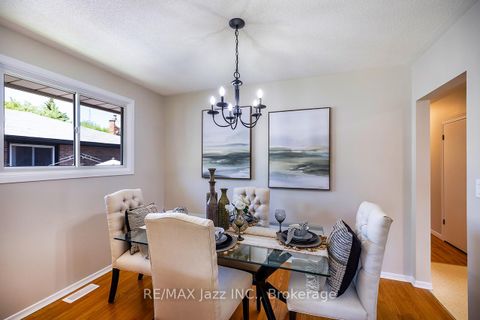 Photo 8 at 369 Waverly Street N, McLaughlin, Oshawa