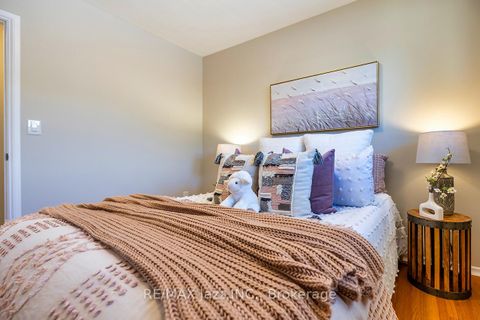 Photo 16 at 369 Waverly Street N, McLaughlin, Oshawa
