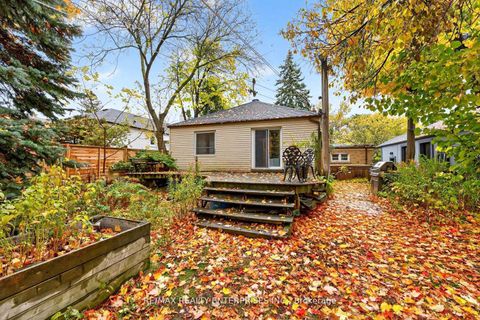 Photo 26 at 10 Colonial Avenue, Cliffcrest, Toronto
