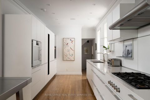 Photo 13 at 80 Binscarth Road, Moore Park, Toronto