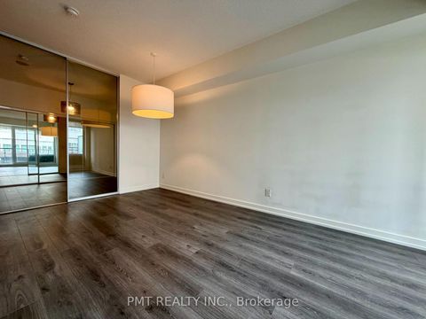 Photo 3 at 314 - 200 Sackville Street, Regent Park, Toronto