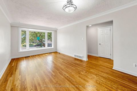 Photo 2 at 34 Paragon Road, The Westway, Toronto