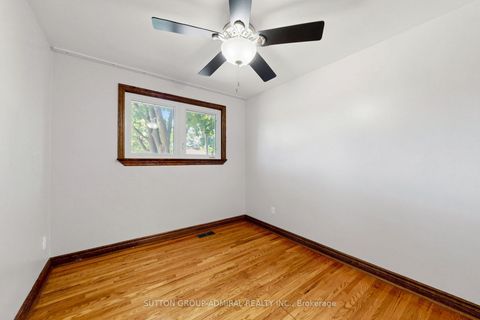 Photo 12 at 34 Paragon Road, The Westway, Toronto