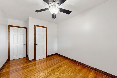 Photo 13 at 34 Paragon Road, The Westway, Toronto
