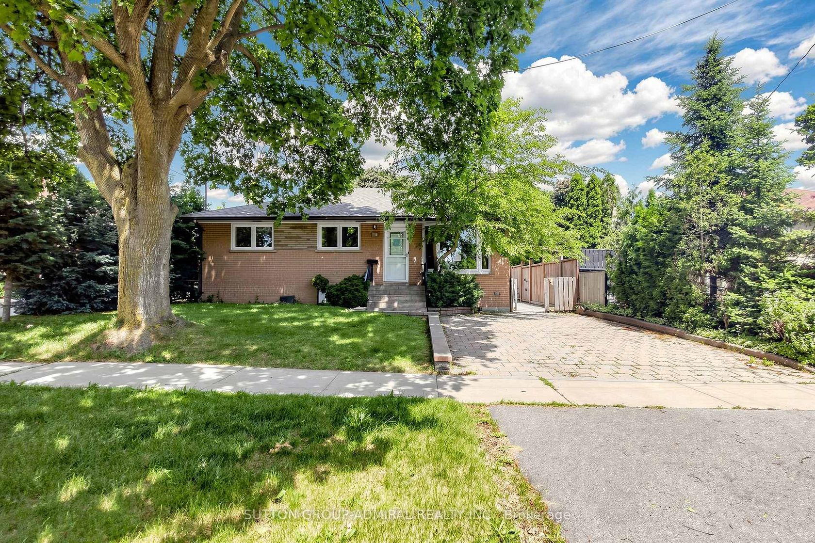 34 Paragon Road, The Westway, Toronto 