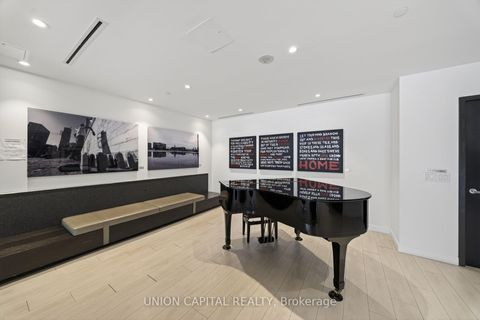 Photo 6 at 417 - 170 Sumach Street, Regent Park, Toronto
