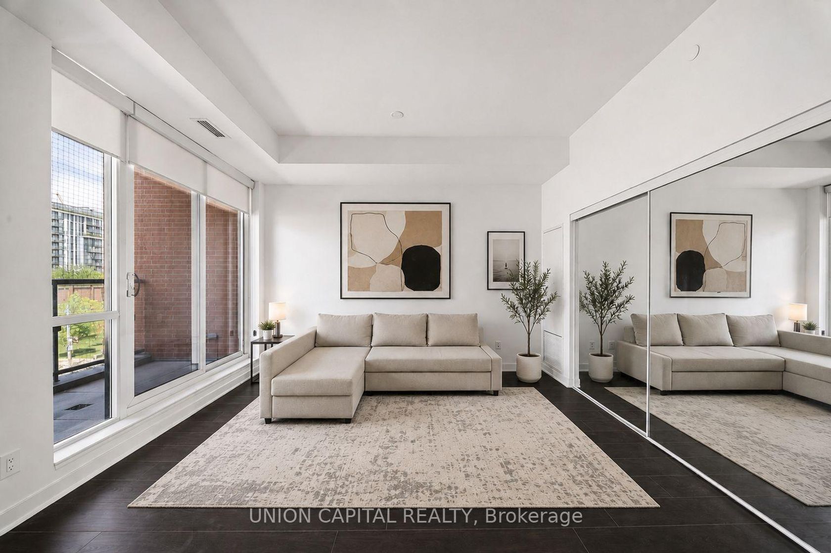417 - 170 Sumach Street, Regent Park, Toronto 