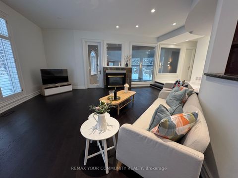 Photo 4 at 76 Silver Fox Place, Rural Vaughan, Vaughan