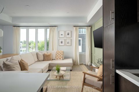 Photo 15 at 35 - 85 Eastwood Park Gardens, Long Branch, Toronto