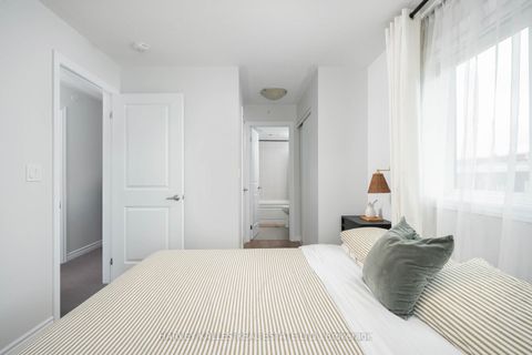Photo 23 at 35 - 85 Eastwood Park Gardens, Long Branch, Toronto