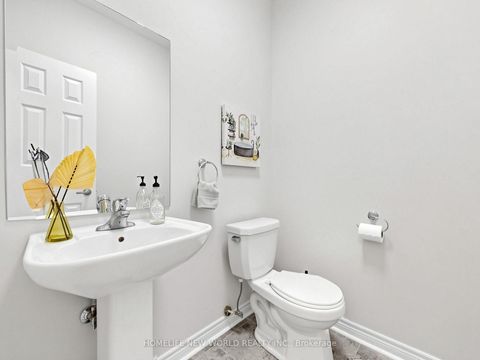 Photo 18 at 41 Napanee Street, Jefferson, Richmond Hill