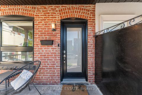 Photo 2 at 118 Mackay Avenue, Davenport, Toronto