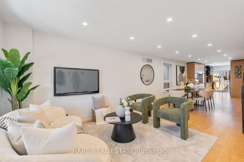 Photo 5 at 118 Mackay Avenue, Davenport, Toronto