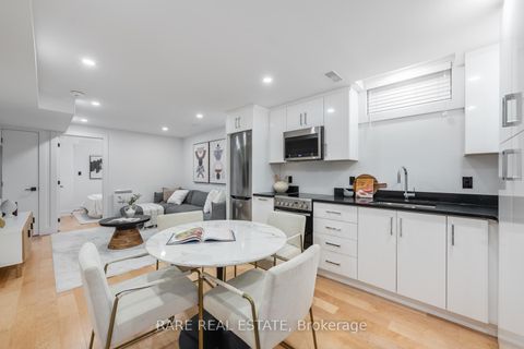 Photo 18 at 118 Mackay Avenue, Davenport, Toronto
