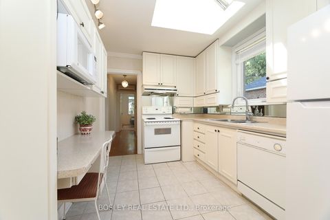 Photo 6 at 161 Joicey Boulevard, Nortown, Toronto
