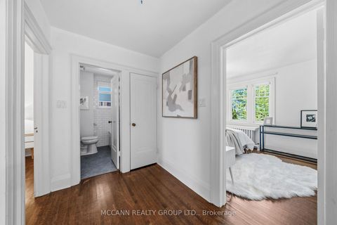 Photo 15 at 111 Chudleigh Avenue, Lawrence Park South, Toronto