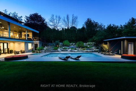 Photo 2 at 1305 Royal York Road, Humber Valley, Toronto