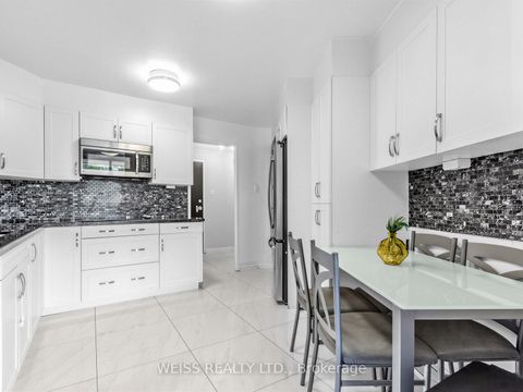 Photo 4 at 202 - 150 Neptune Drive, Lawrence, Toronto