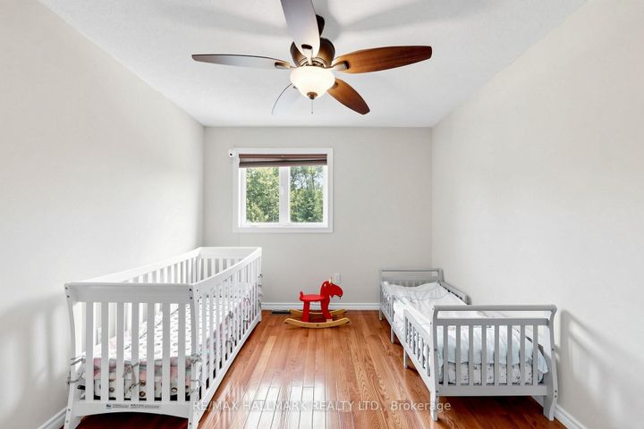 Photo 21 at 127 Humberland Drive, Oak Ridges, Richmond Hill