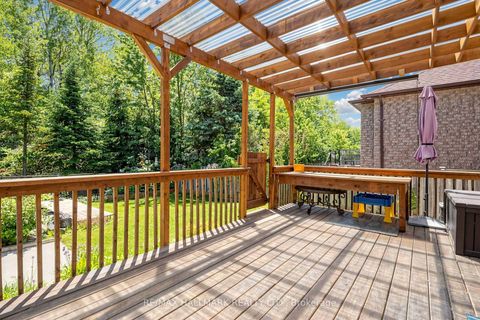 Photo 34 at 127 Humberland Drive, Oak Ridges, Richmond Hill